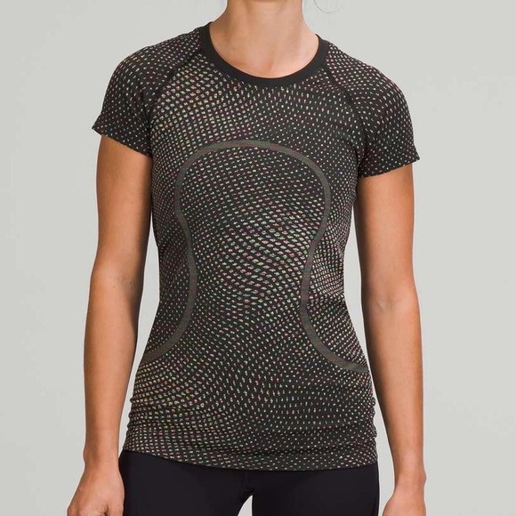 Women’s Lululemon Swiftly Tech Short Sleeve 2.0 Grid Warp Black  Size 2 - Picture 1 of 10